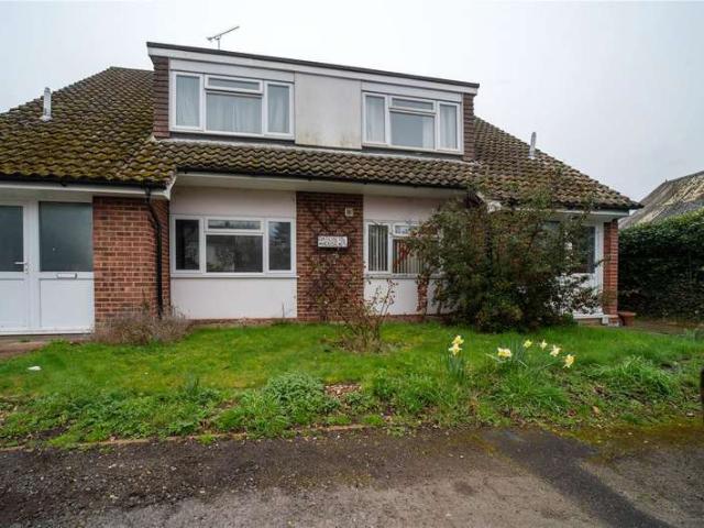 Flat for sale in Stratford St Mary, Chelmondiston