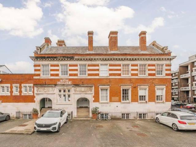 Flat for sale in Spitalfields, Whitechapel