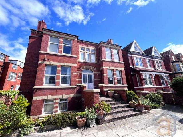 Flat for sale in Meols Cop, Southport