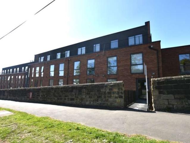 Flat for sale in Tunnel How Hill, Meanwood