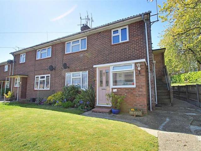 Flat for sale in Pouchen End, Hertfordshire