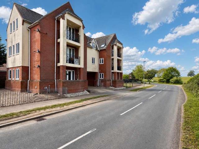 Flat for sale in Bocking Churchstreet, Braintree