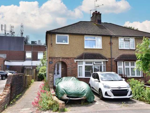 Maisonette for sale in North Watford, Hertfordshire