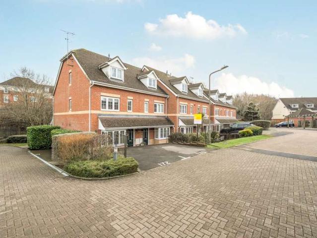 Flat for sale in High Brooms, Tunbridge Wells