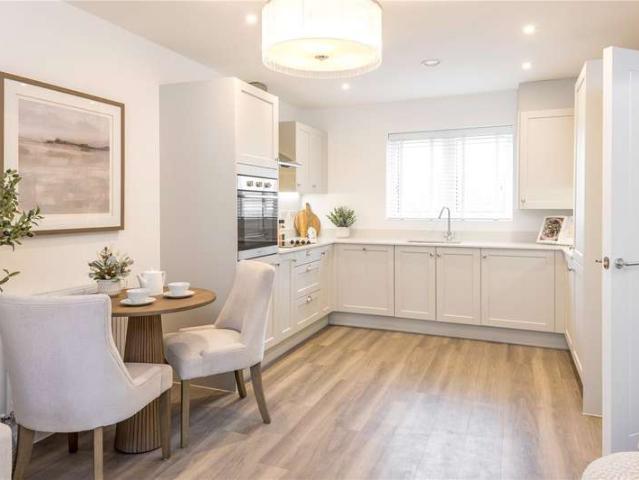 Flat for sale in Priest Down, Hampshire
