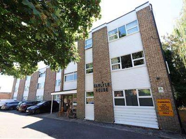 Flat for sale in Worthing, West Sussex