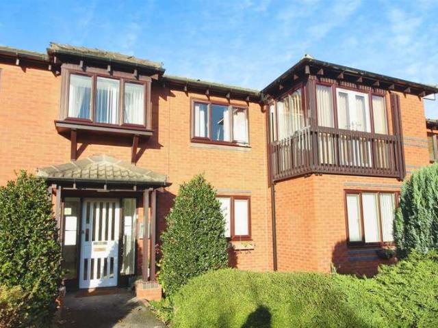 Flat for sale in Sherburn In Elmet, North Yorkshire
