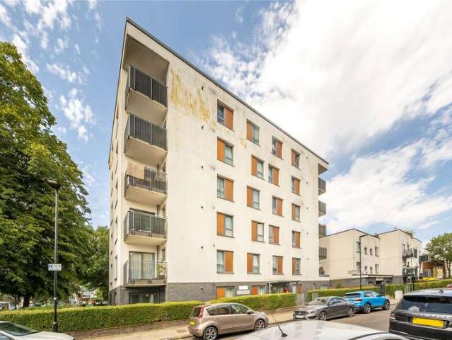 Flat for rent in West Ham, Greater London
