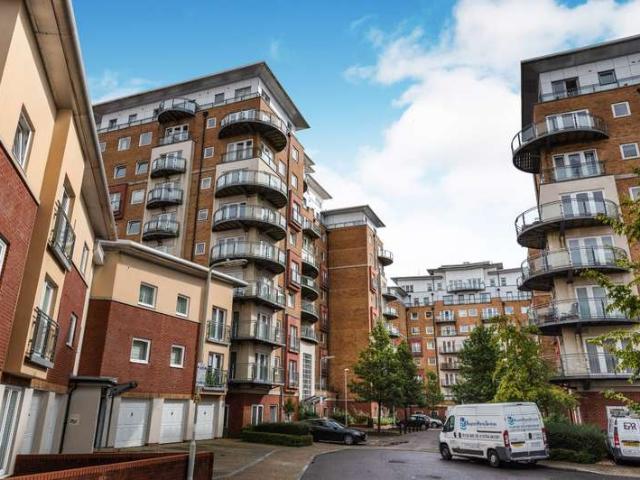 Flat for sale in Brookvale, Basingstoke and Deane