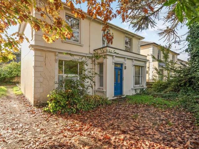 Flat for sale in Royal Tunbridge Wells, Tunbridge Wells