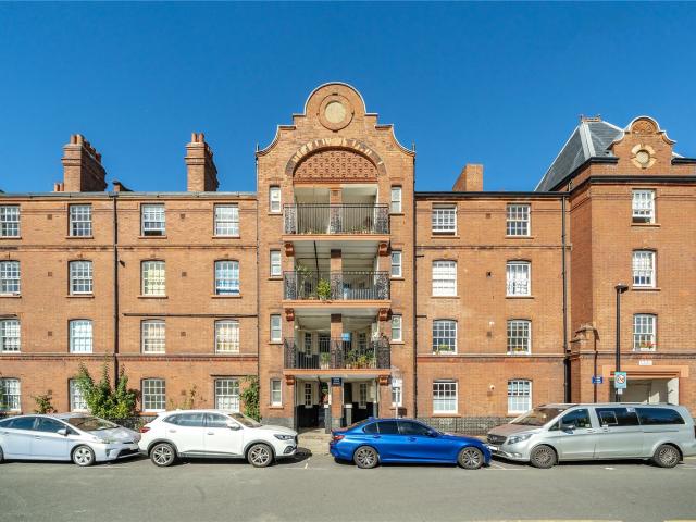 Apartment for rent in London Borough of Tower Hamlets, Greater London