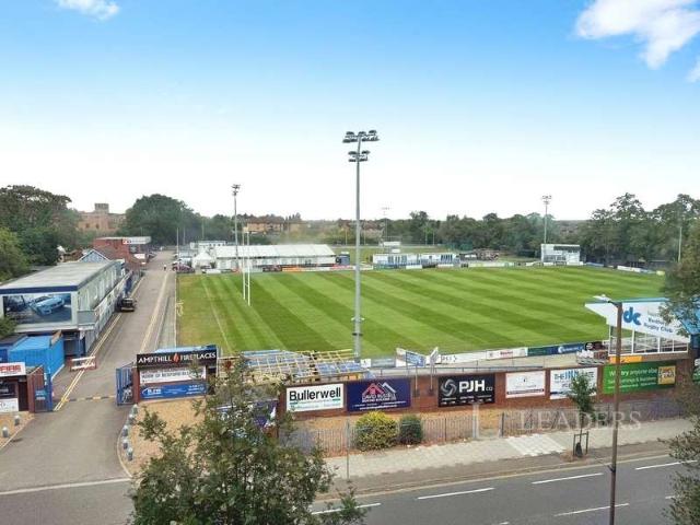 Flat for sale in Castle, Bedford