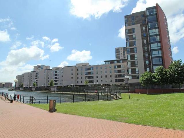Flat for rent in Cardiff Bay, Falcon Lodge