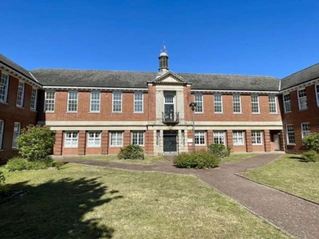 Flat for sale in Shotley, Chelmondiston