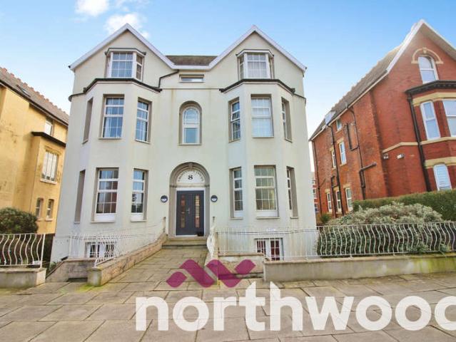Flat for rent in Meols Cop, Southport