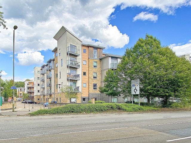 Apartment for rent in Fleet, Hart