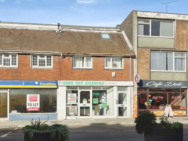 Apartment for rent in Ewshot, Hart