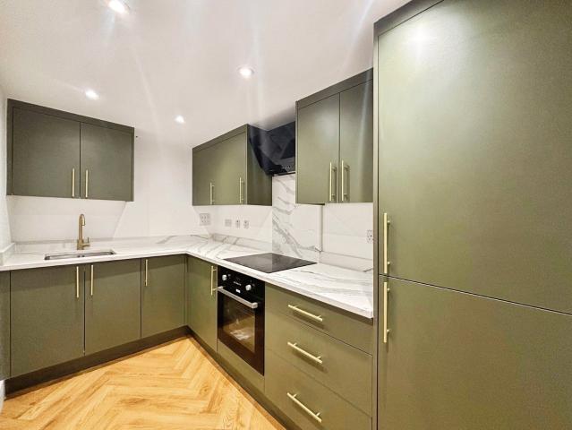Apartment for rent in Wyke, Westborough