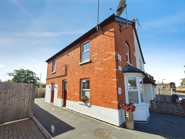 Apartment for rent in Camberley, Surrey Heath