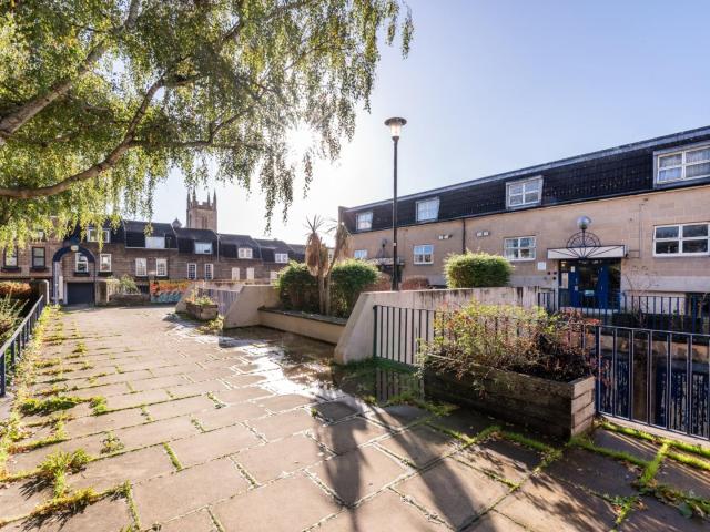 Apartment for rent in Walcot, Bath