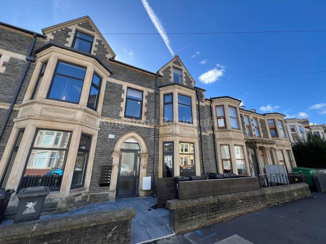 Apartment for rent in Falcon Lodge, Wales