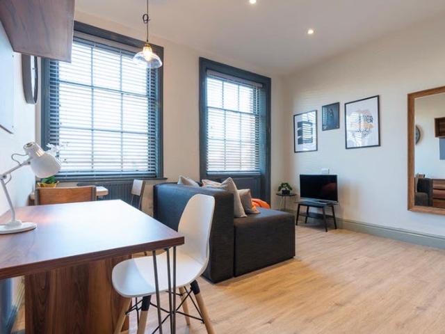 Apartment for rent in Calderstones