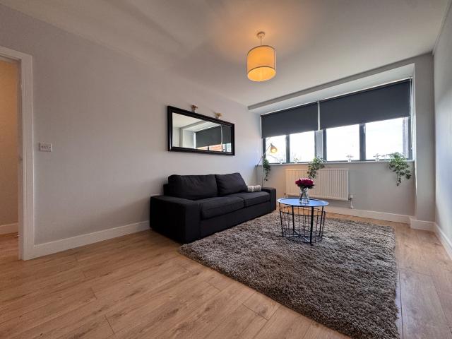 Apartment for rent in Kingsbury, Greater London