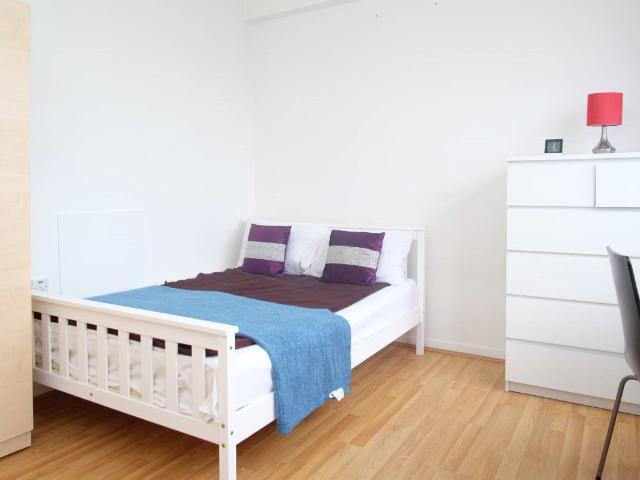 Apartment for rent in Stepney, Greater London