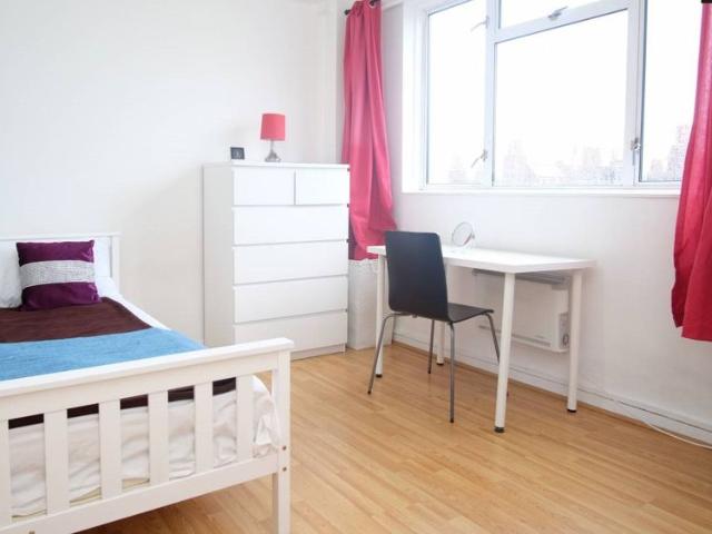 Apartment for rent in Stepney, Greater London