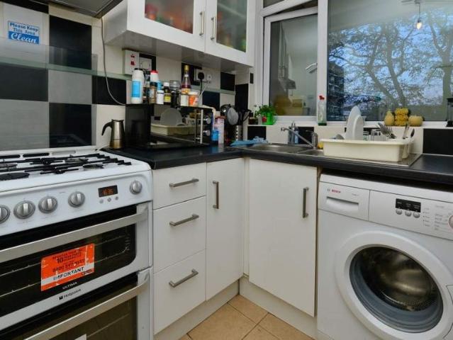 Apartment for rent in St. George in the East, Greater London