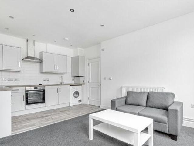 House for rent in Brentford End, Greater London