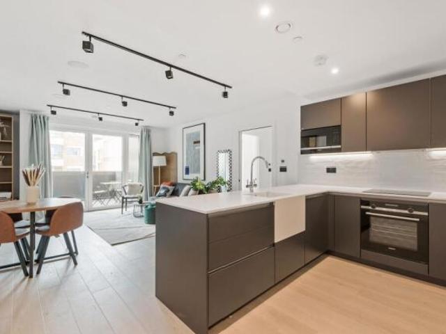 Flat for rent in Cat Hill