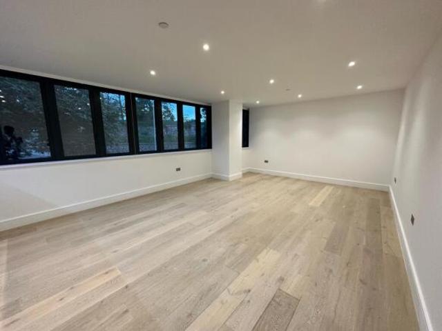 Flat for rent in Lakenham, East Bank
