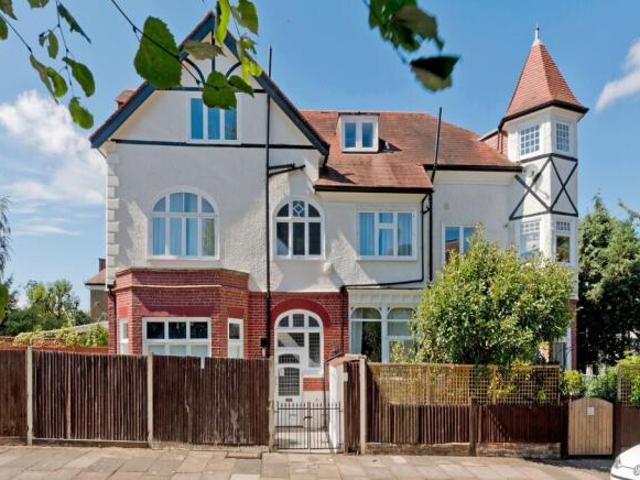 Flat for rent in Cat Hill