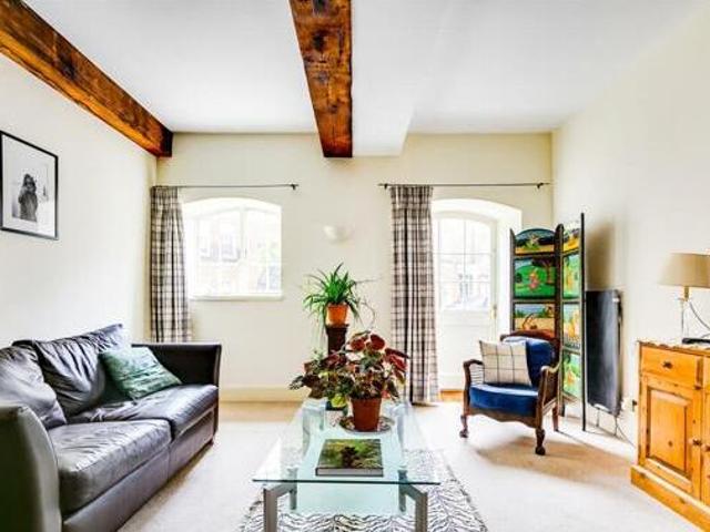 House for rent in Lyons, Greater London