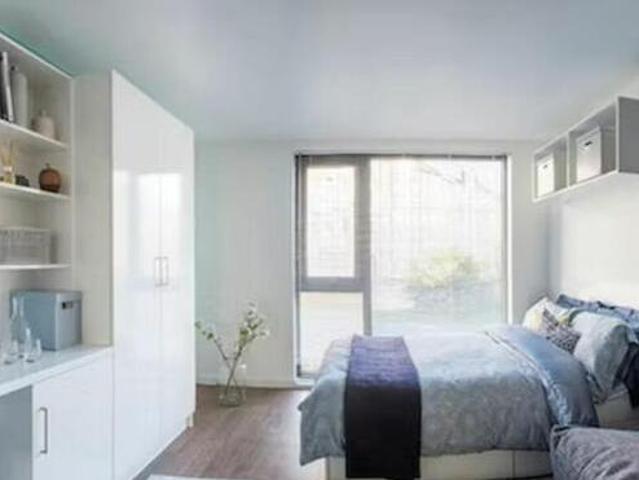 House for rent in Lyons, Greater London