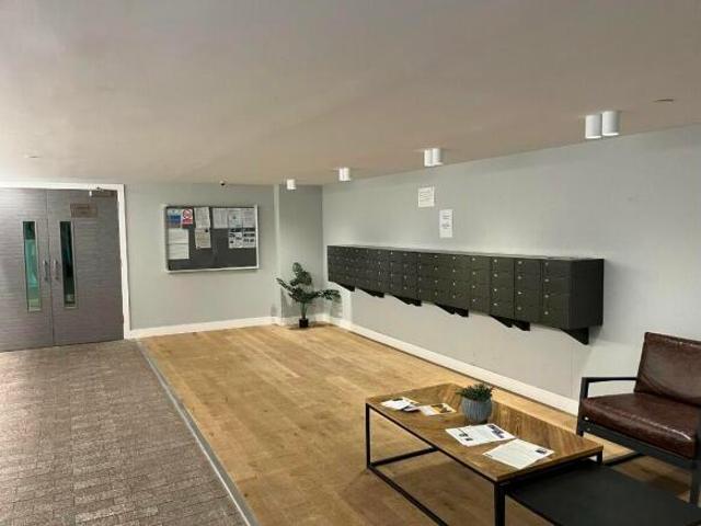 Flat for rent in Cat Hill