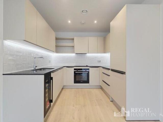 Flat for rent in Cat Hill