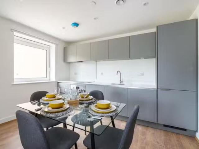 House for rent in Hillview, Surrey
