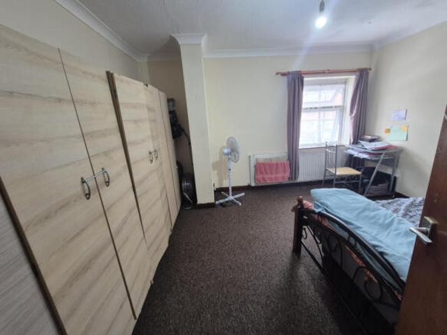 Flat for rent in Cat Hill