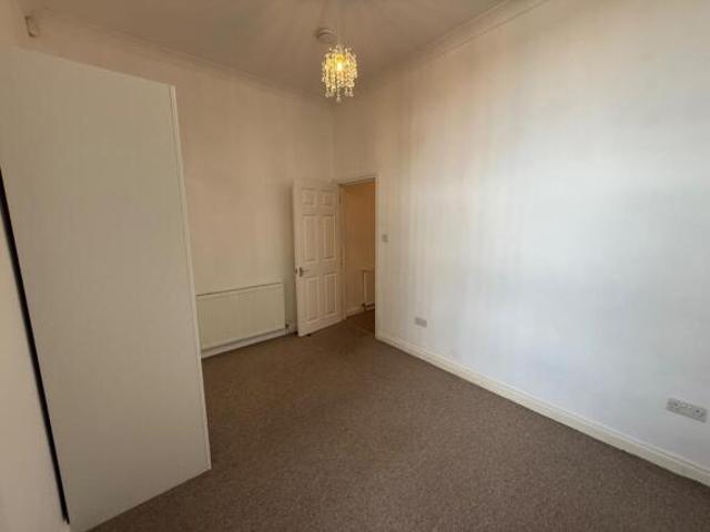 Flat for rent in Greenbank, Mount Wise