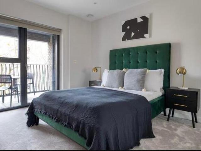 Flat for rent in Cat Hill