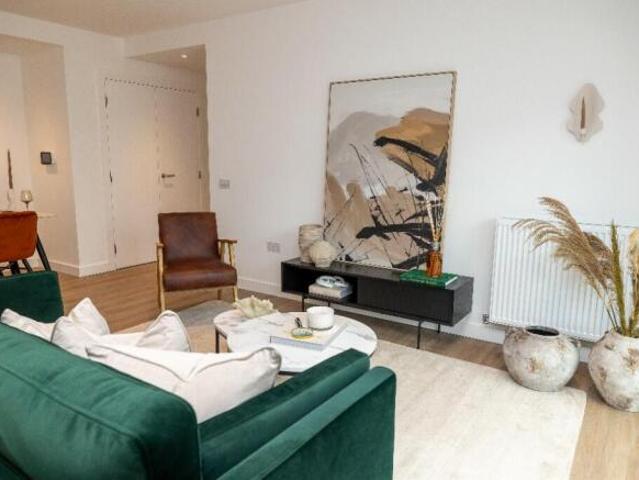 Flat for rent in Cat Hill