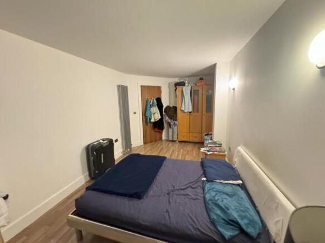 Flat for rent in Georgia, Greater Manchester