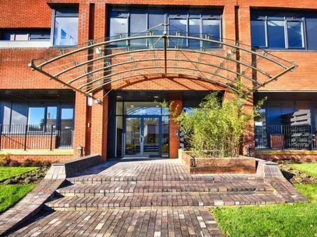 House for rent in Surrey
