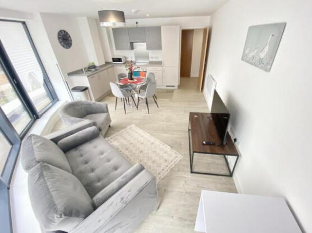 Flat for rent in Salford Quays, Salford
