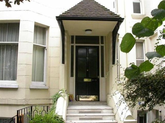 Flat for rent in St. John's Wood, Greater London