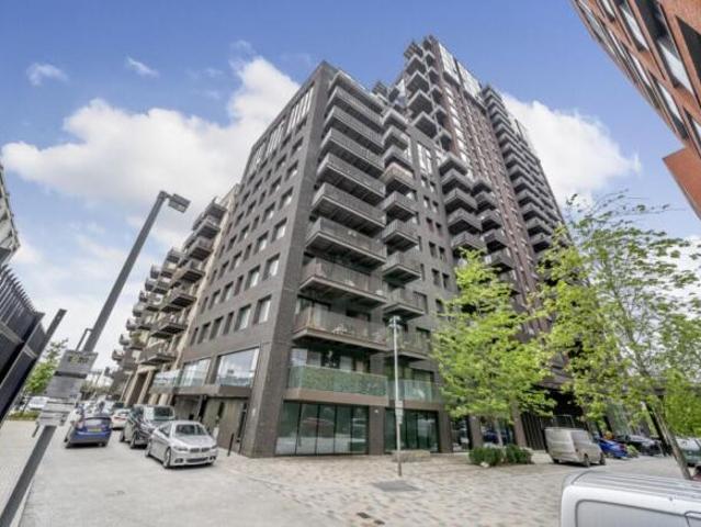 Flat for rent in Cat Hill