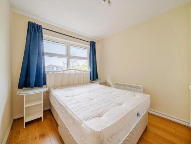 Flat for rent in Chiswick, Greater London