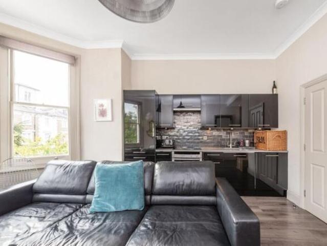 Flat for rent in Hampstead, Greater London